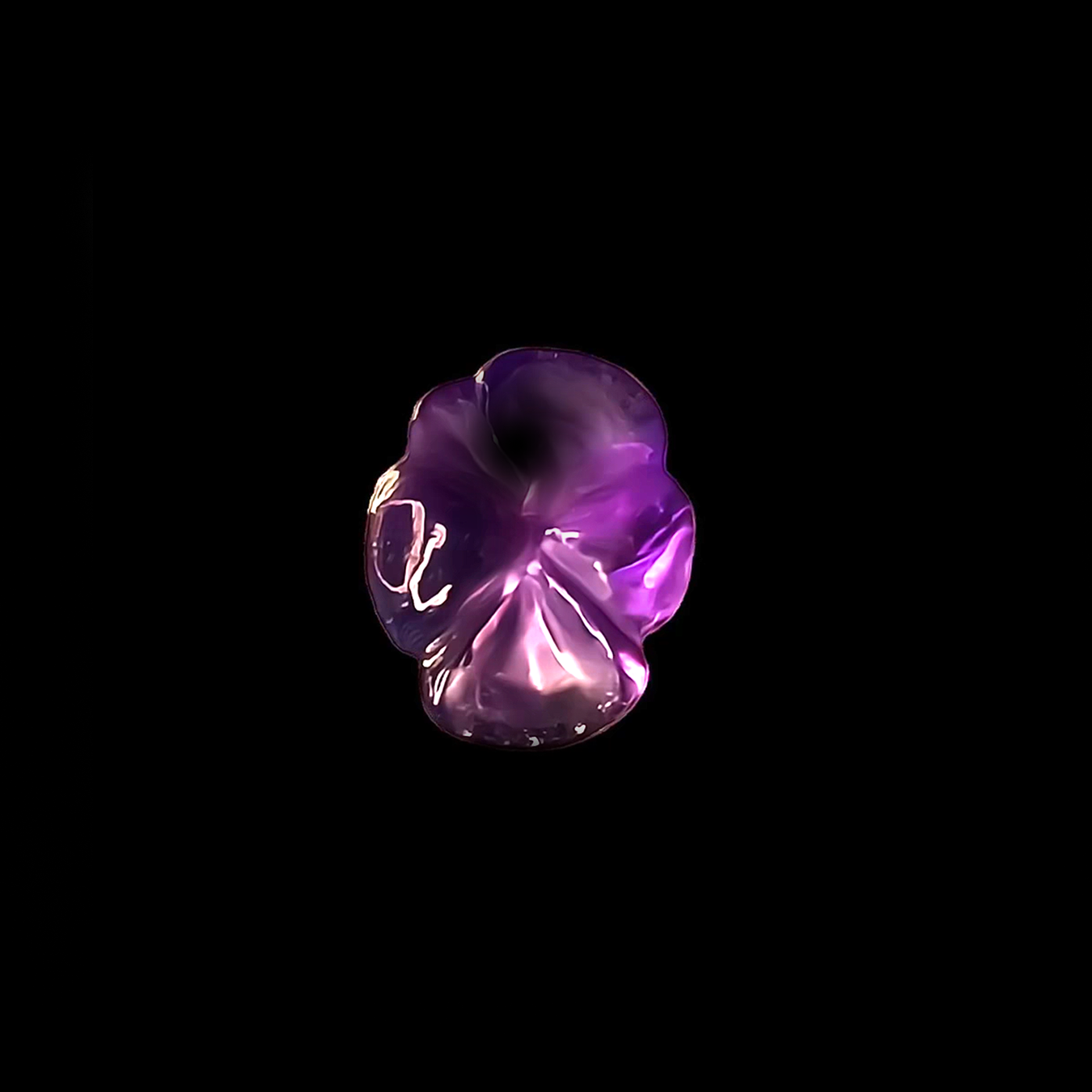 Amethyst Pansy Flower Glyptic
